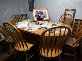 Oak dining table with 6 chairs