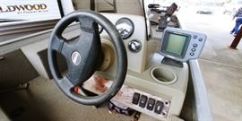 1998 Bass Tracker Pro 165 Fishing Boat