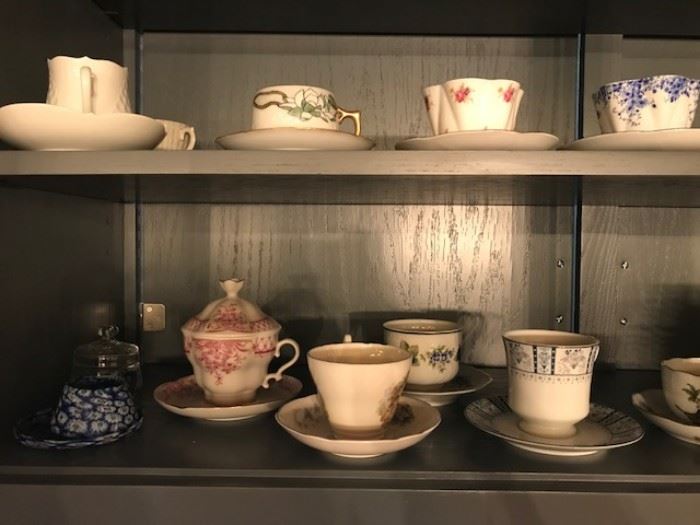 bone china tea cups and saucers