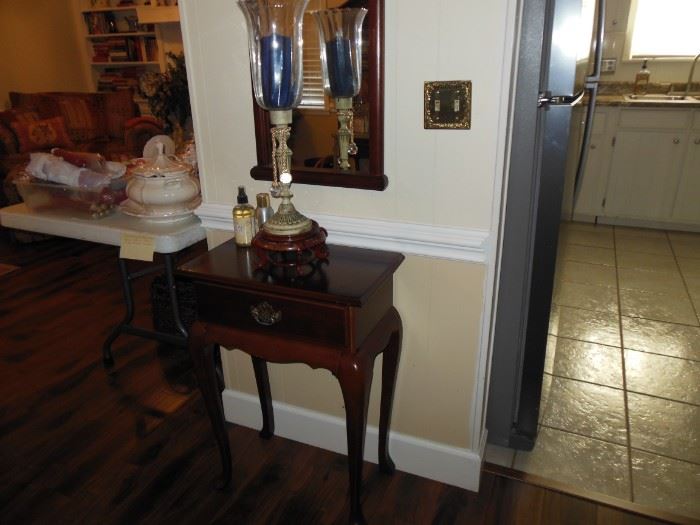 Pretty Queen Anne Table and Mirror