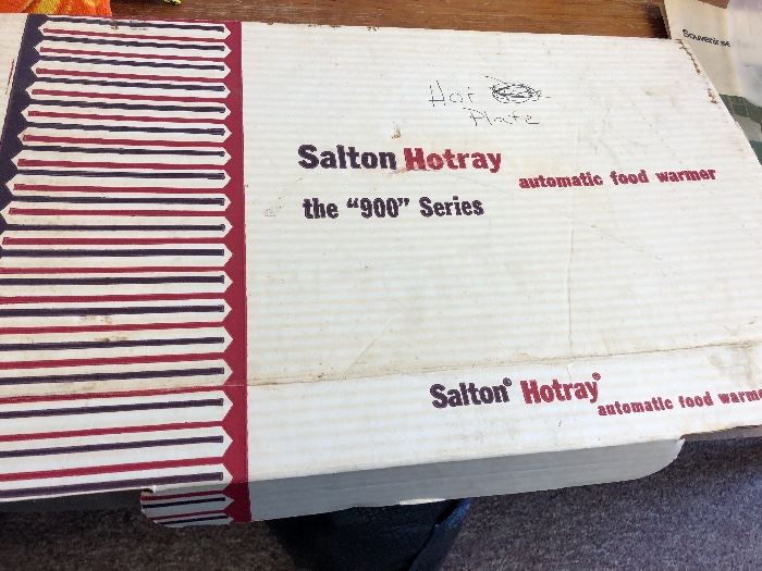 Salton Hotray 900 Series