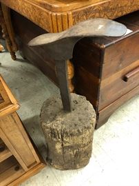 Antique shoe anvil