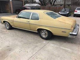 #30: 1974 Chevrolet Nova Custom 2 Door Hatchback 350 V8, Runs!
VIN: 1Y17H4L203049
