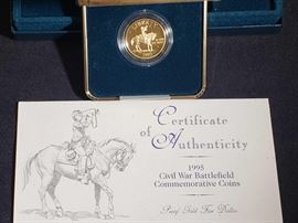#457: 1995 Civil War Battlefield Five Dollar Gold Coin With COA Total Overall Weight= 8.359 grams of .900 Gold
1995 Civil War Battlefield Five Dollar Gold Coin With COA Total Overall Weight= 8.359 grams of .900 Gold. In the Original Velvet Gift Box