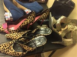 designer ladies shoes size 8 1/2 - size 9