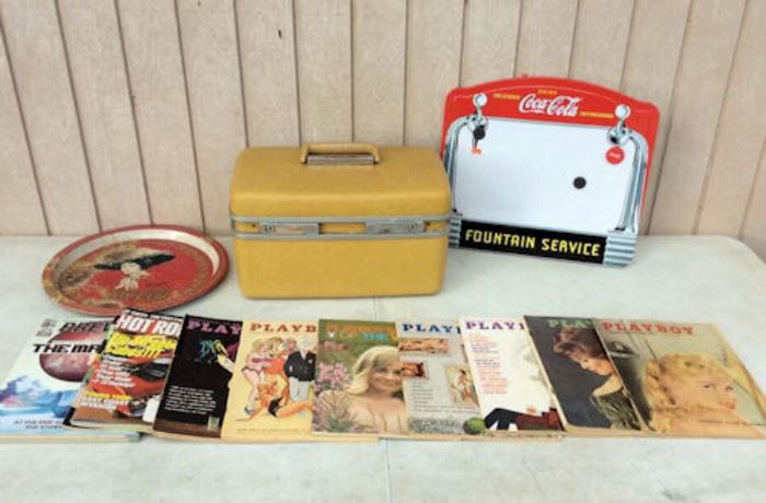 ESS040 Vintage Retro Magazines & Samsonite Cosmetic Case