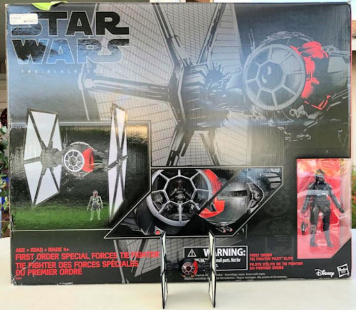 ESS110 Star Wars The Black Series First Order Special Forces Tie Fighter 