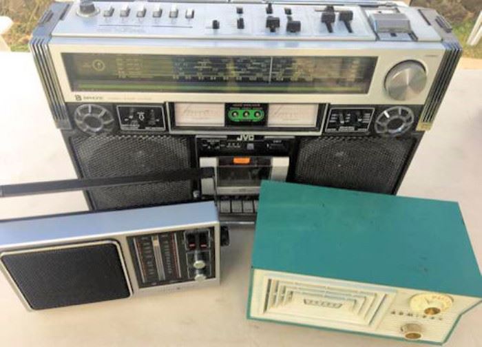 ESS116 Radios & Stereos 