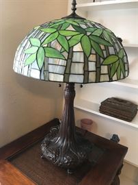 LAMPTiffany-style with Palms