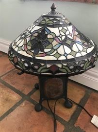 LAMPATiffany-style White