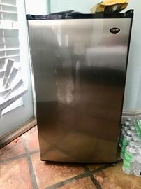 Sanyo Stainless Steel Refrigerator