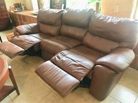 3 seater couch w/ 2 recliners excellent condition