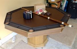 Poker/Bumper Pool Table