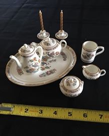 Great gift  Wedgewood Kutani Crane fine china miniature tea set.  Rare, discontinued.