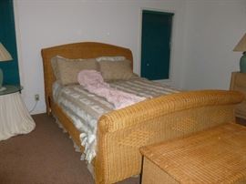 Neat wicker bed