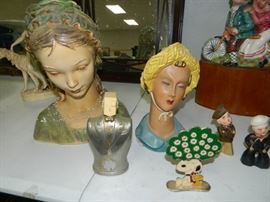 Chalkware, Art Deco items, Snoopy earring holder