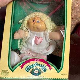 Lots of cabbage patch dolls Cabbage Patch twins miniature Cabbage Patch anniversary cabbage patch all in boxes