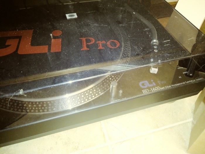 Gli Pro professional turntable