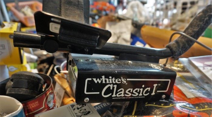 White's Classic 1 metal detector
