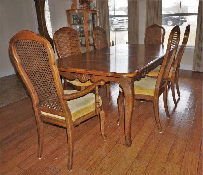 Dining table and chairs with matching china cabinet