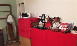 Assorted Household Items