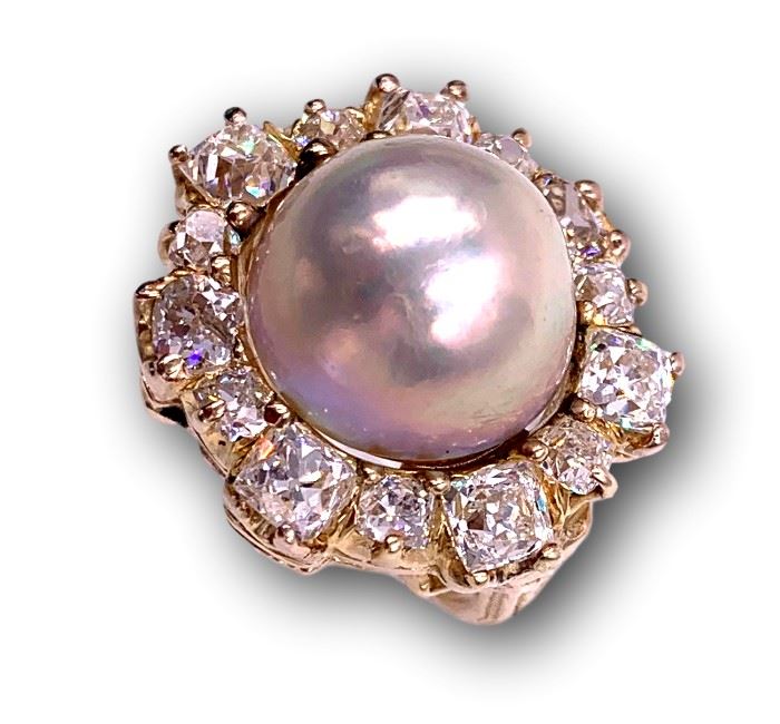 This huge Mabe pearl and diamond ring will be for sale this Saturday! More than 5 carats of old rose cut diamonds!