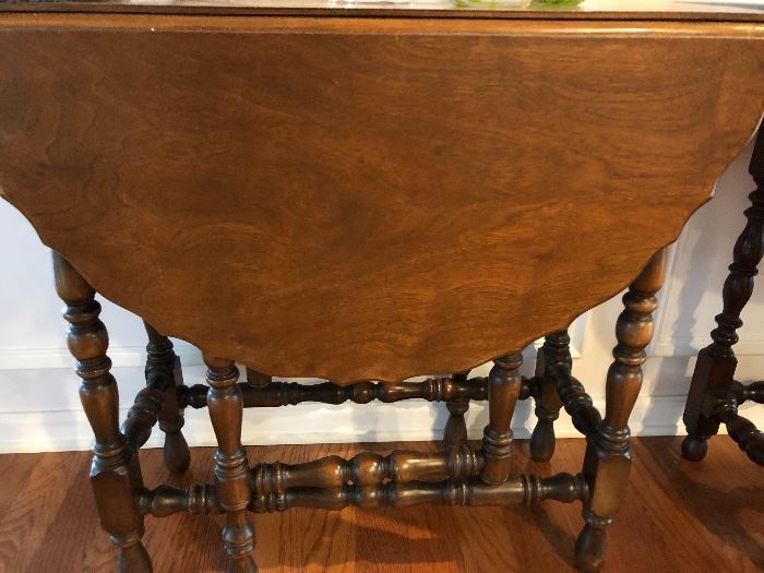 Drop Leaf Table with Drawer, 2/2, Sculpted Detail