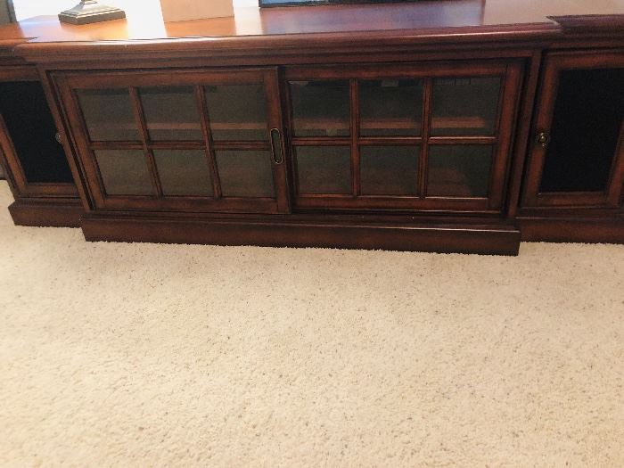 Credenza/Office Shelving/Cabinet