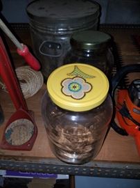 1 gallon jar