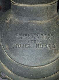 Antique Pot bellied stove Vestal Stove Co, from Sweetwater, Tenn. Model #108