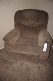 RECLINER