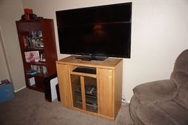SAMSUNG FLAT SCREEN TV