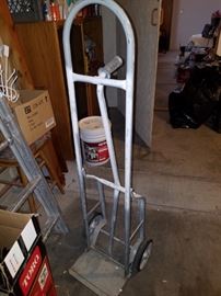 ALUMINUM HANDTRUCK