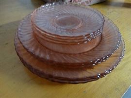 Lot of arcoroc verre trempe glass plates.