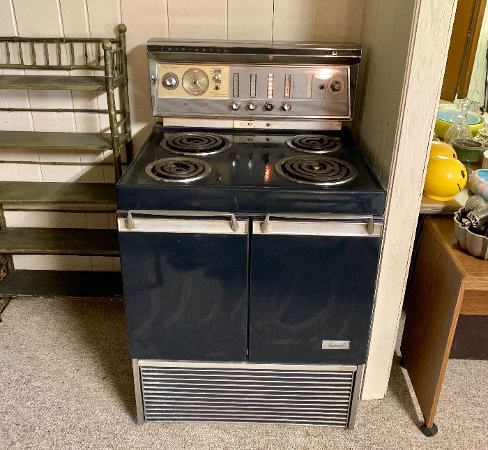 Vintage electric stove - Black and Silver