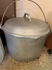 Large covered aluminum pot