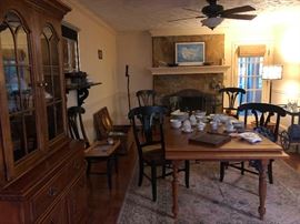 Lots of nice furniture!