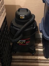 aha!  Yet another shop vac