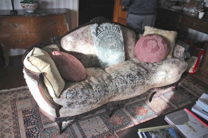 Sofa with Accent Pillows