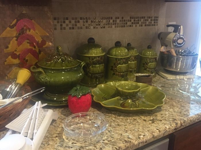 Sweet vintage kitchenware