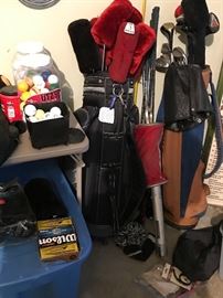 Golf clubs/balls