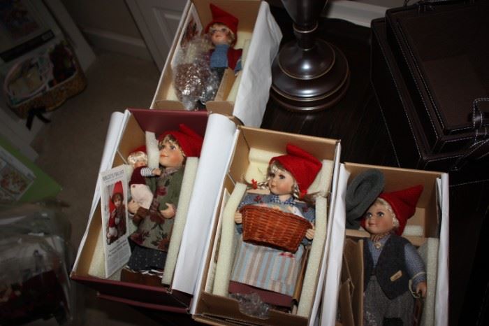 Several "Birgitte Frigast " dolls ( NIB)