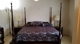 King Size 4 poster bed