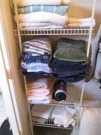 Bath Linens & Storage Rack