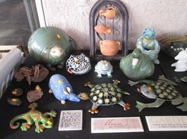 Happy Friends!  Yard Decor