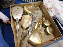 Vanity Brushes & Mirrors