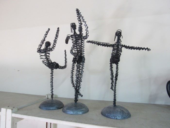 Set of 3 Wire Iron Dancers