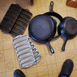 Cast iron, Griswold and Wagner