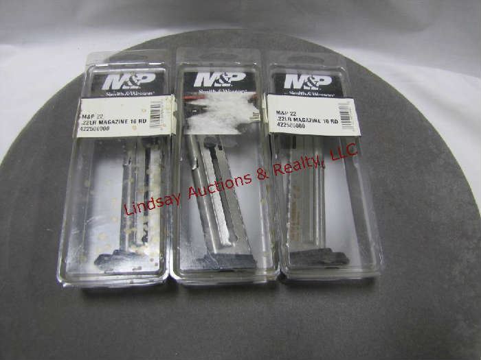 89 - (3) NIP S & W M & P 22 10 rd mags 