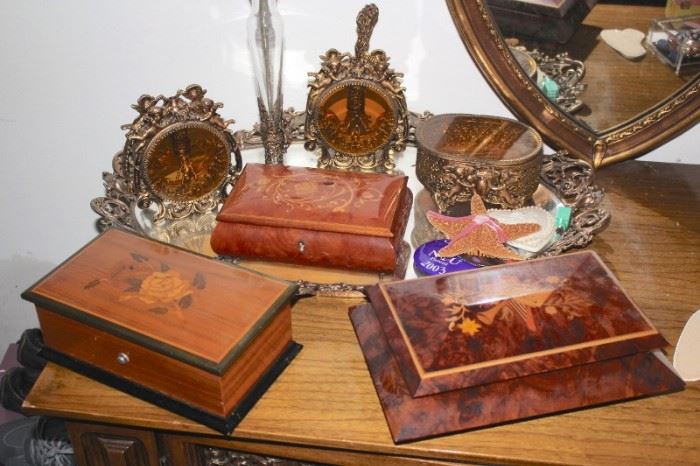 Decorative Boxes and Vanity Accessories